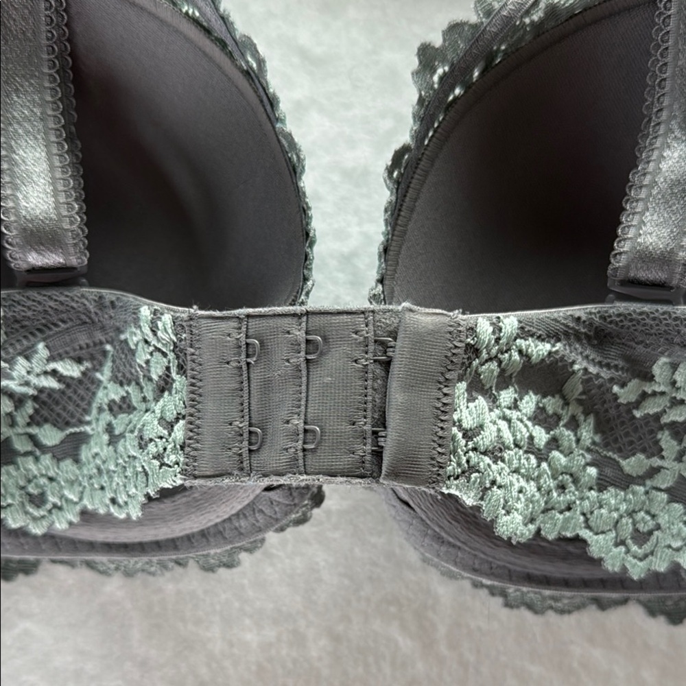NWOT Wacoal Embrace Lace Plunge Convertible Contour Demi Bra 34D Grey Aqua - Picture 8 of 11